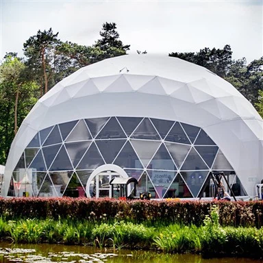Namiot kopułowy geodezyjny
